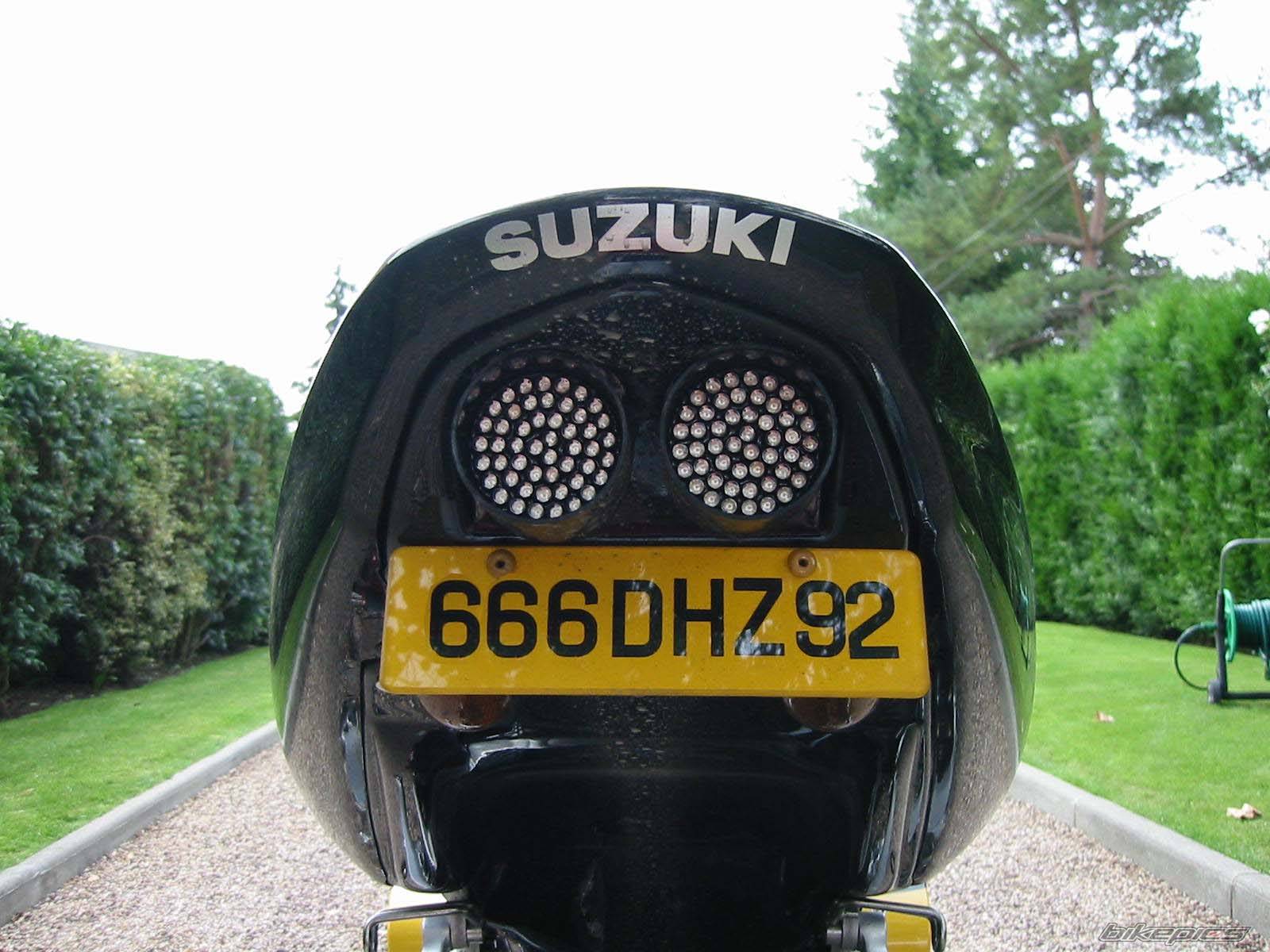 2002 SUZUKI GSX R 750 | Picture 36559 motorcycle photo