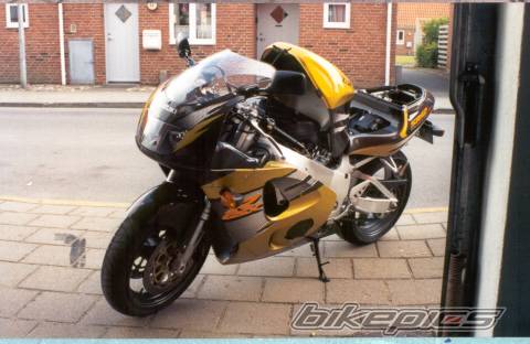1997 SUZUKI GSX R 750 | Picture 366 motorcycle photo