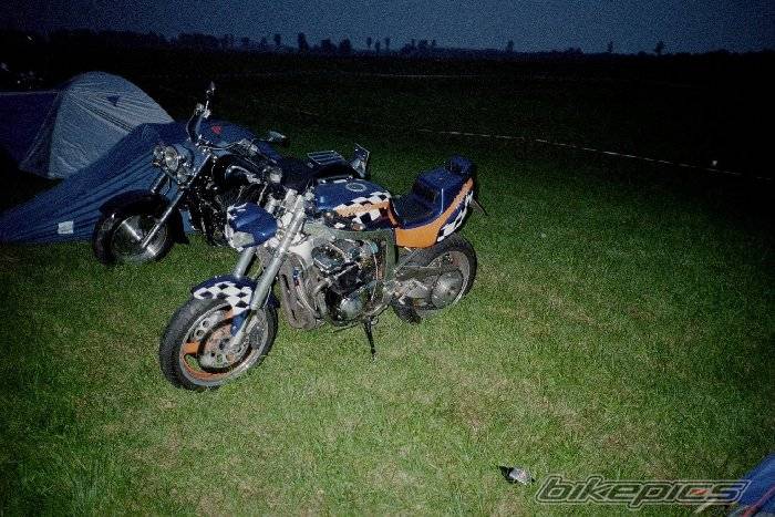 1989 SUZUKI GSX R 1100 | Picture 36614 motorcycle photo