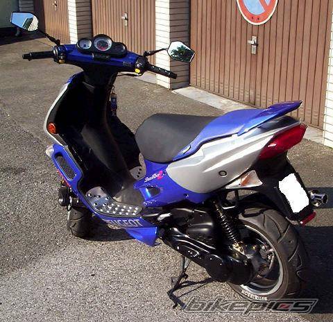 2002 APRILIA AF1 FUTURA 125 | Picture 36692 motorcycle photo