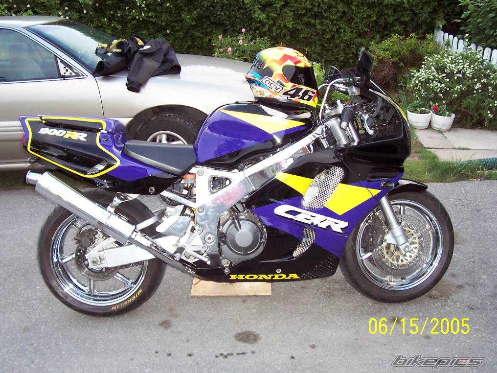 1994 HONDA CBR 900 | Picture 374881 motorcycle photo