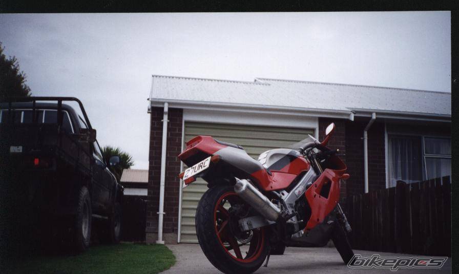1990 KAWASAKI ZX 2R | Picture 37747 motorcycle photo