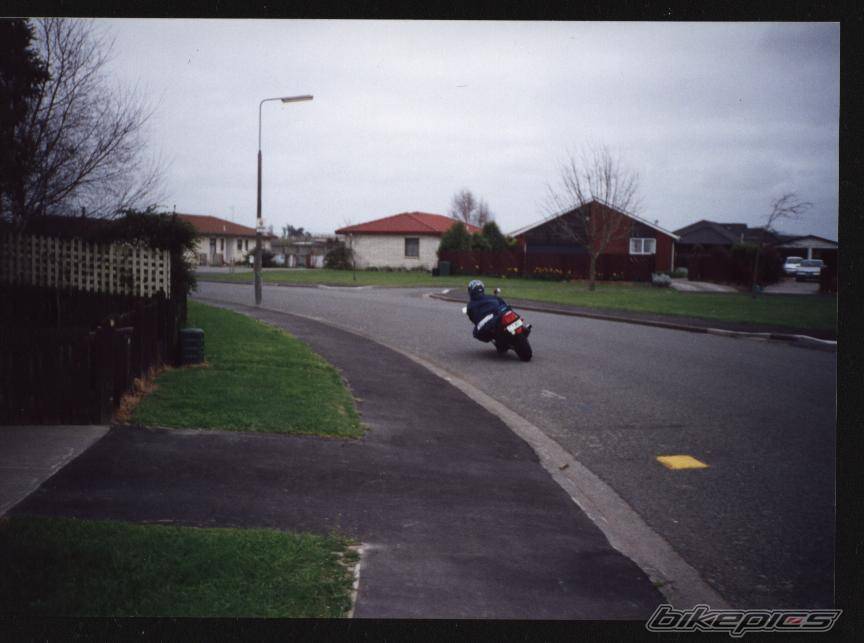 1990 KAWASAKI ZX 2R | Picture 37752 motorcycle photo