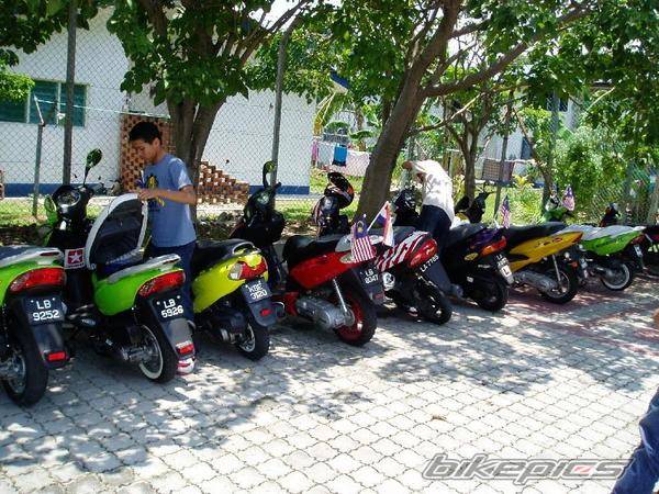 1997 SUZUKI VS 125 | Picture 377547 motorcycle photo