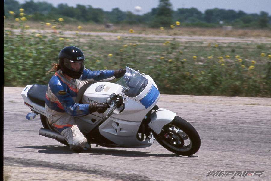 1987 HONDA VFR 750 | Picture 3793 motorcycle photo