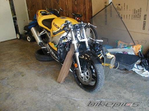 2001 SUZUKI GSX R 600 | Picture 37980 motorcycle photo