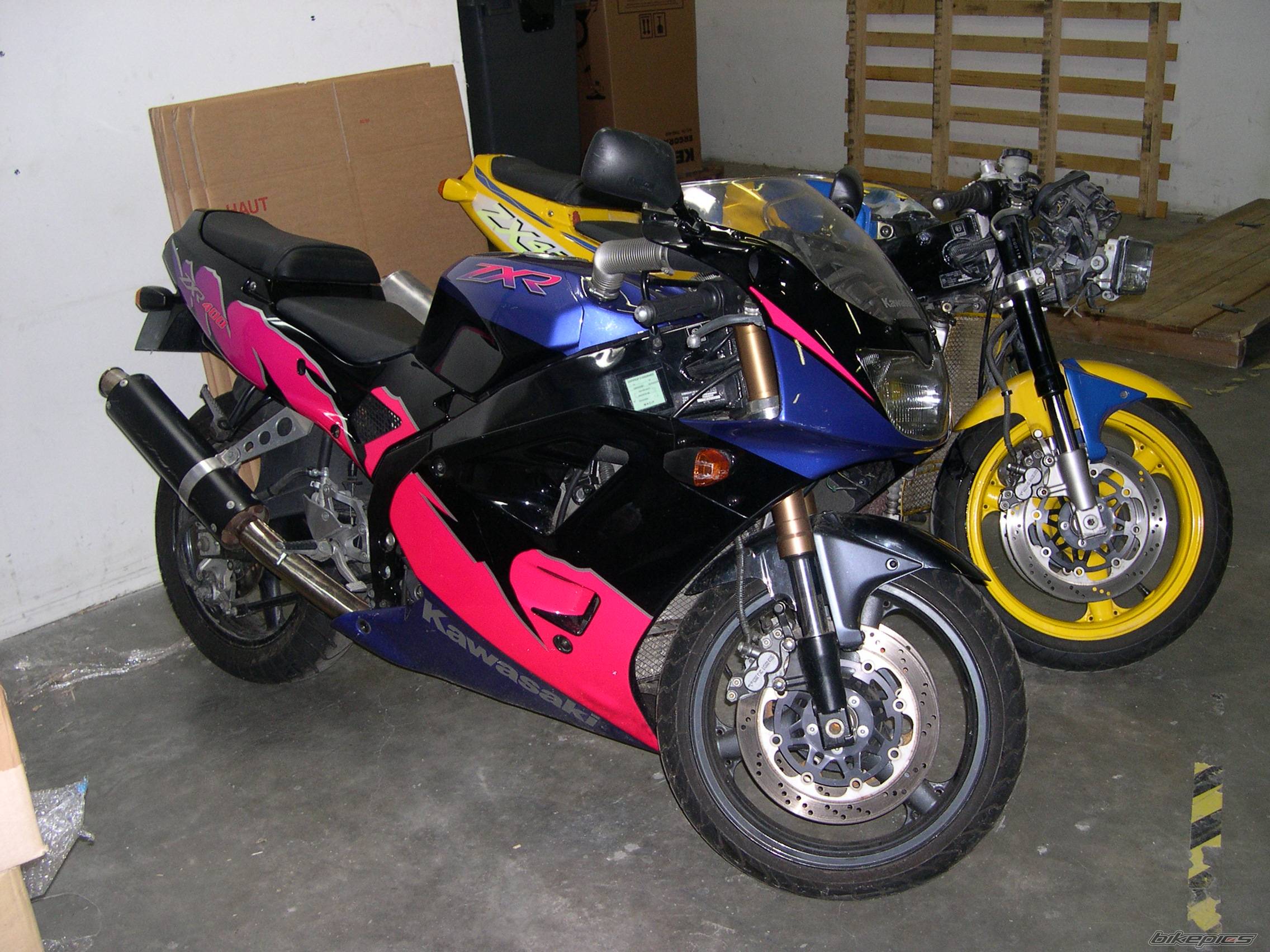 1993 KAWASAKI ZXR 400 | Picture 380142 motorcycle photo