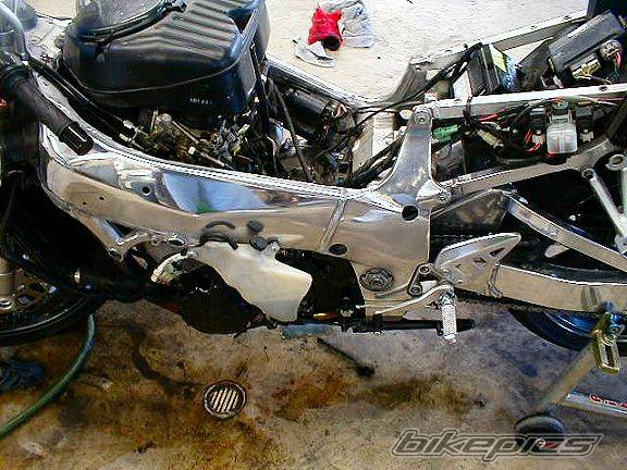 1996 SUZUKI GSX R 750 | Picture 38142 motorcycle photo