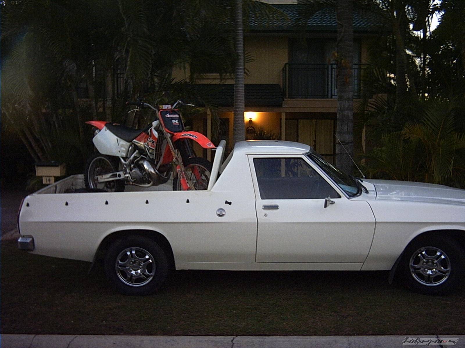 1995 HONDA CR 250 | Picture 384946 motorcycle photo