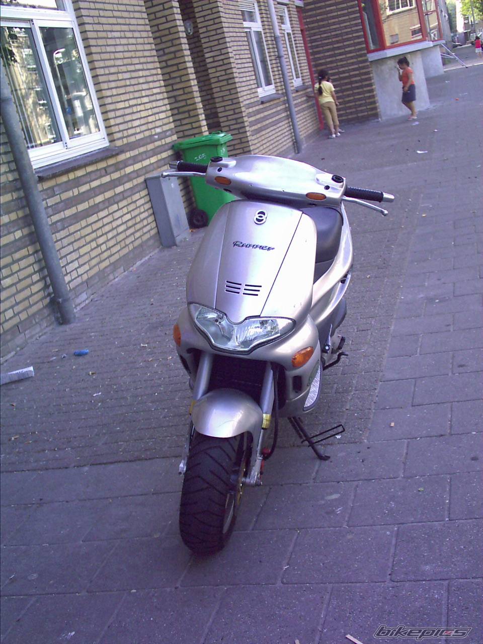 2005 GILERA RUNNER 180 SP | Picture 384947 motorcycle photo