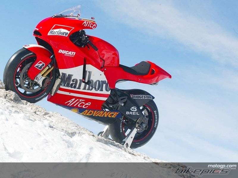 2005 DUCATI 999R | Picture 385747 motorcycle photo