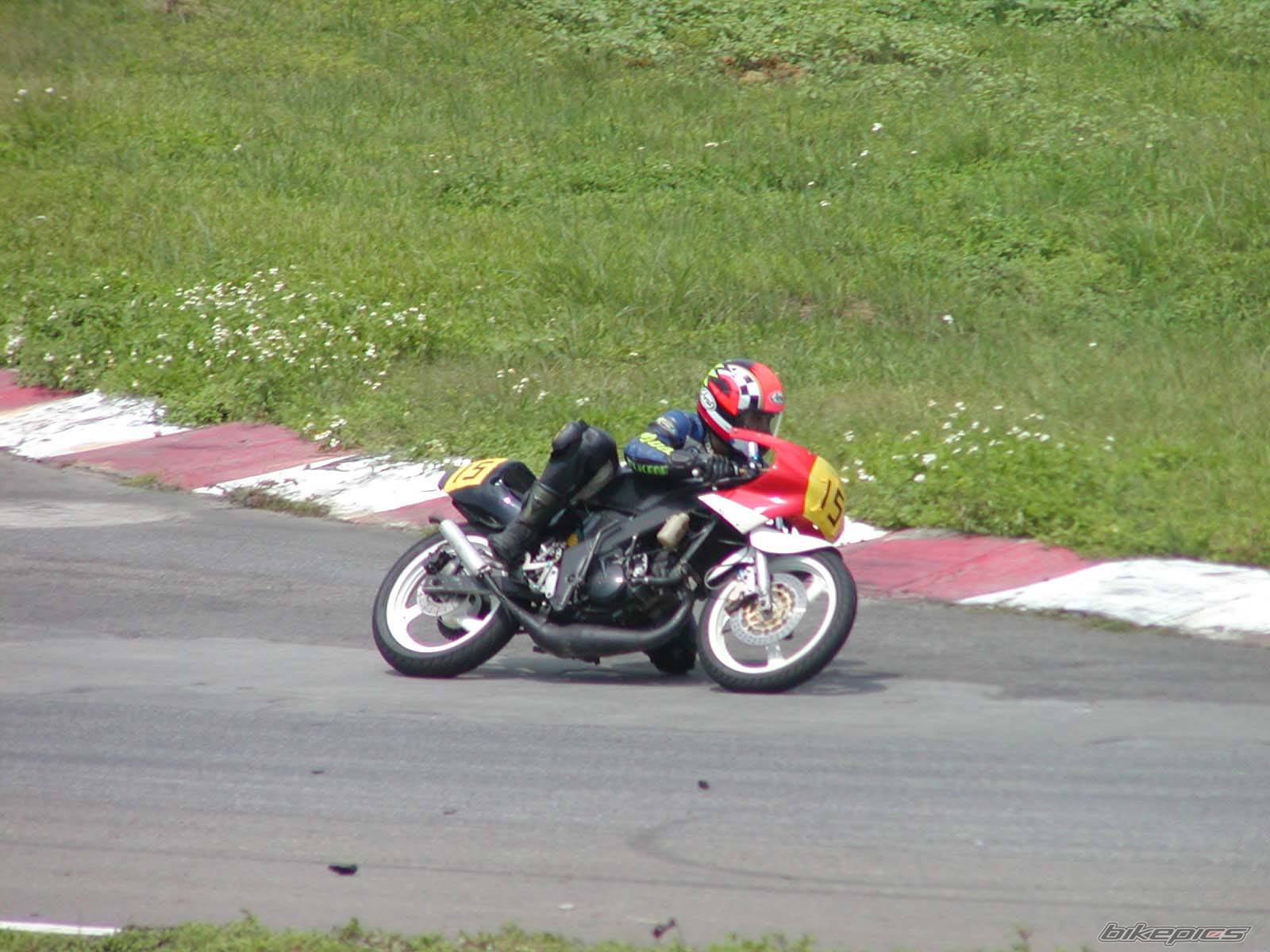 2002 HONDA NSR 125 | Picture 38750 motorcycle photo
