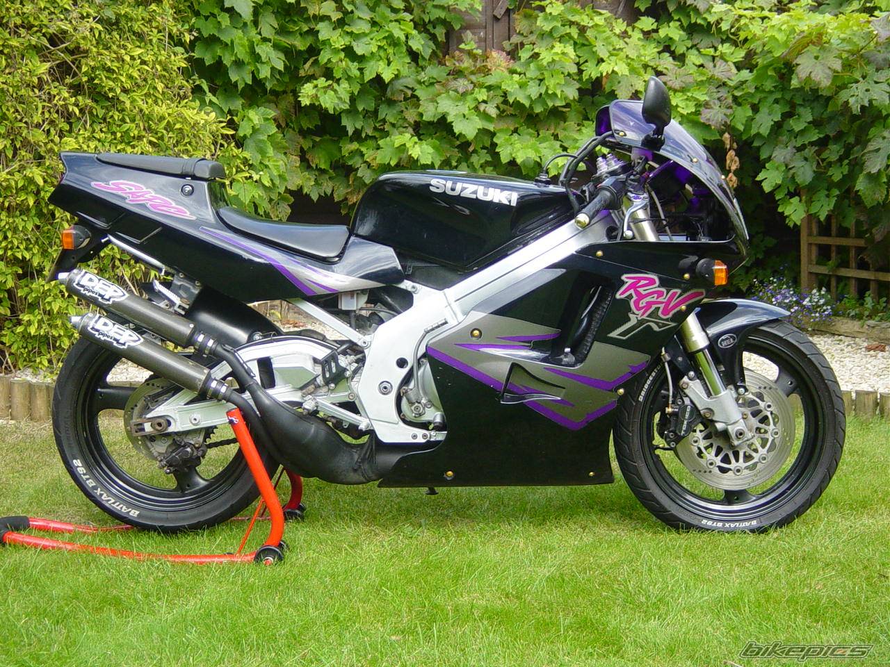 1993 SUZUKI RGV 250 | Picture 39099 motorcycle photo
