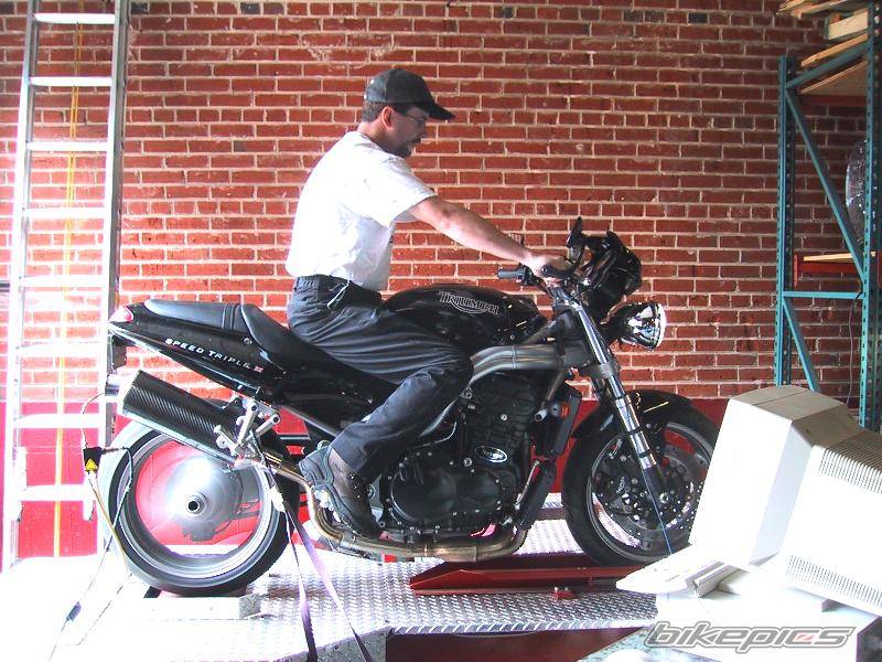 2001 TRIUMPH SPEED TRIPLE | Picture 3914 motorcycle photo