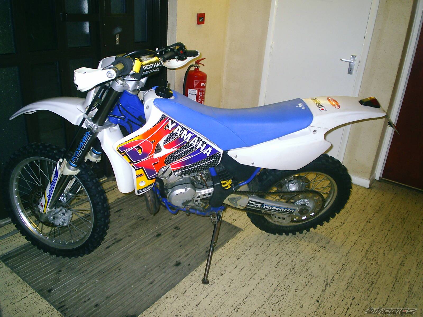 2000 YAMAHA WR 200 | Picture 393428 motorcycle photo