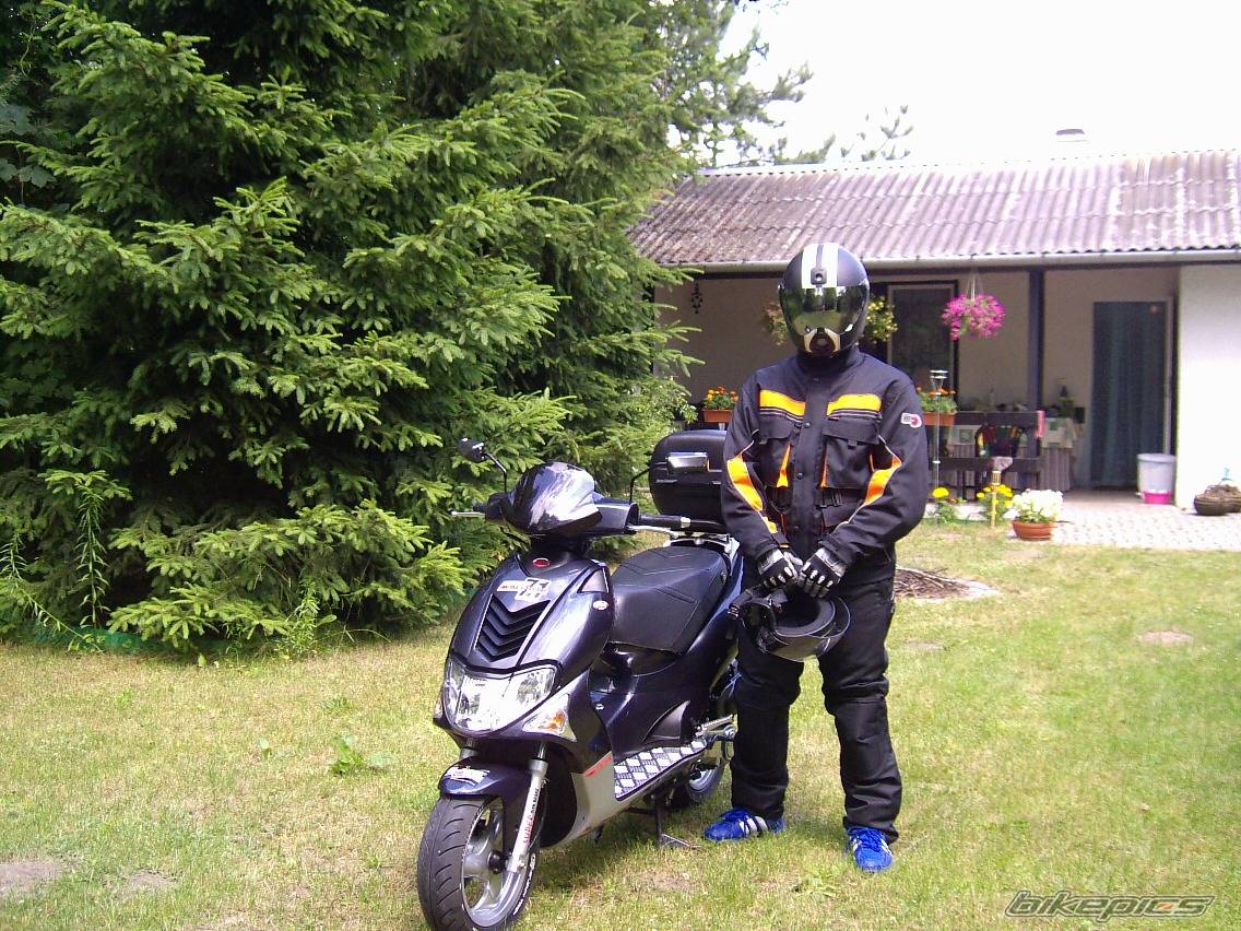 2004 KYMCO SUPER 9 | Picture 394014 motorcycle photo