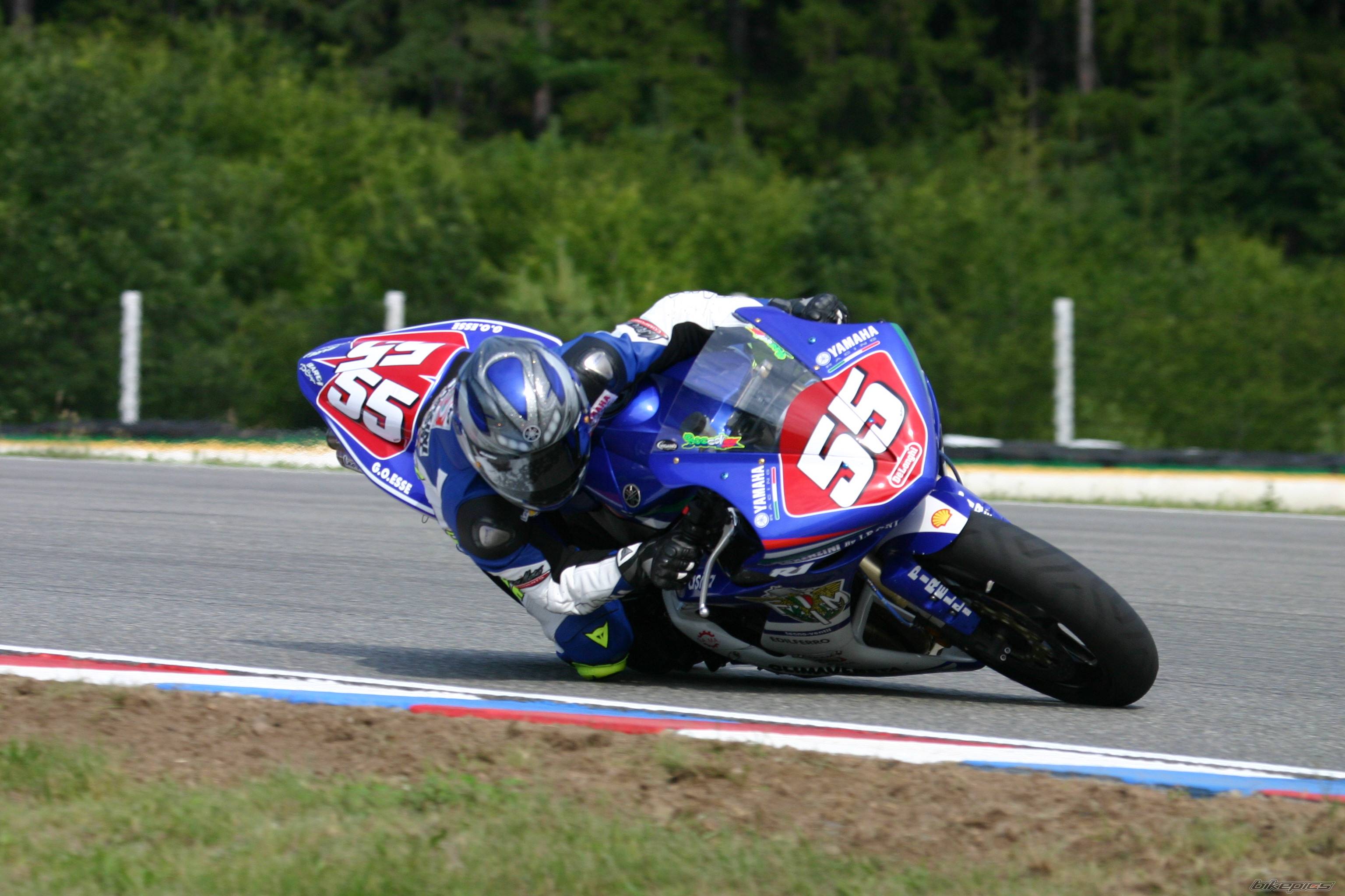 2005 YAMAHA YZF R1 | Picture 394978 motorcycle photo