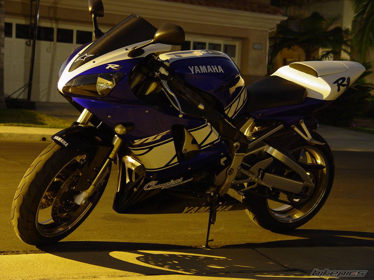 2001 YAMAHA YZF R1 | Picture 395851 motorcycle photo