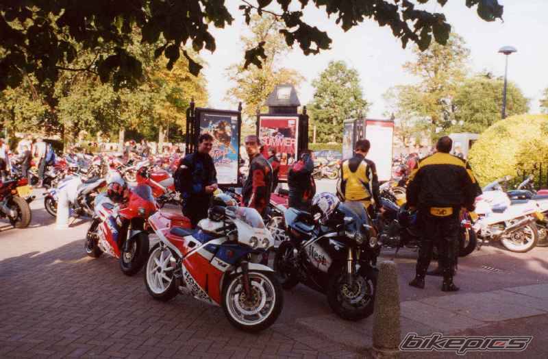1994 HONDA VFR 400 | Picture 39899 motorcycle photo
