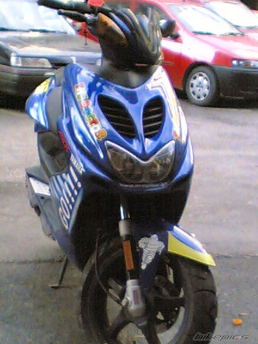 2004 YAMAHA AEROX 50 | Picture 399003 motorcycle photo