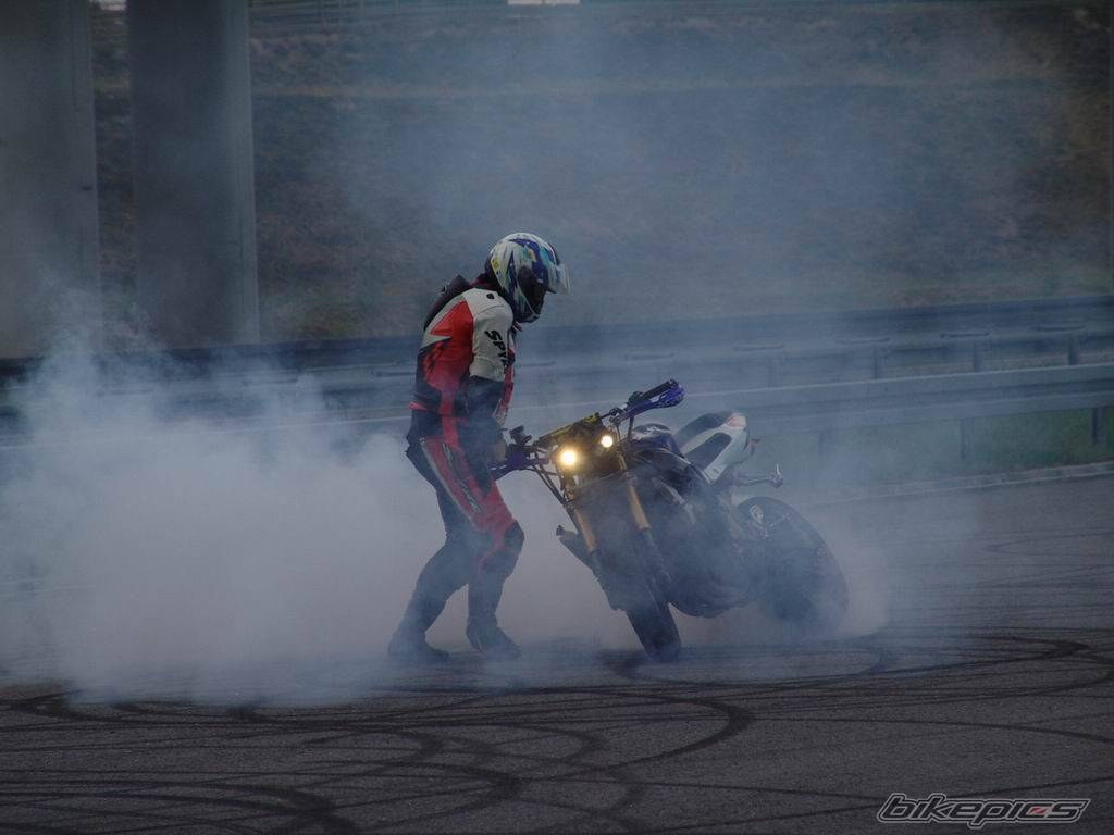 2003 SUZUKI GSX R 1000 | Picture 399834 motorcycle photo