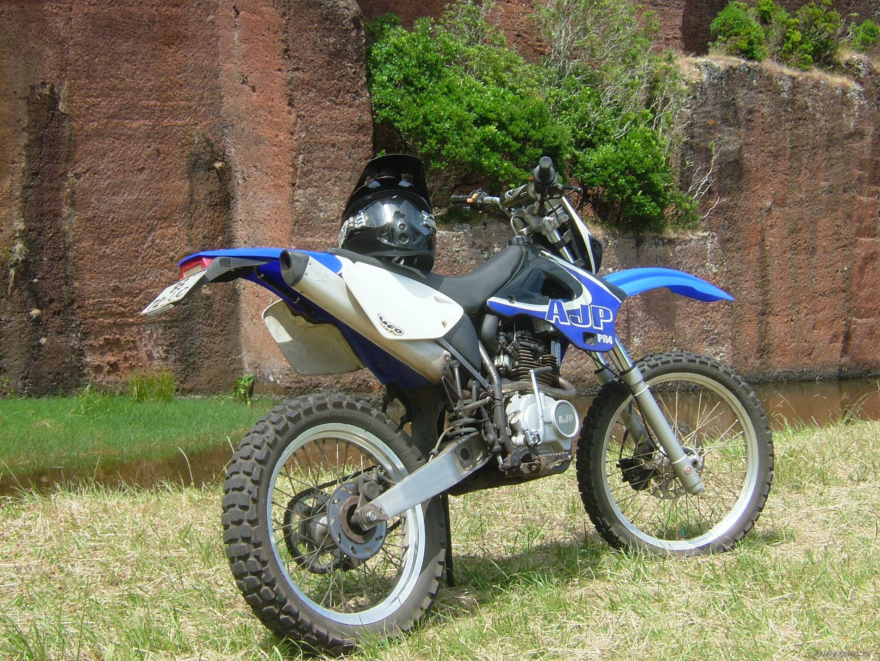 2002 AJP PR4 125 | Picture 400486 motorcycle photo