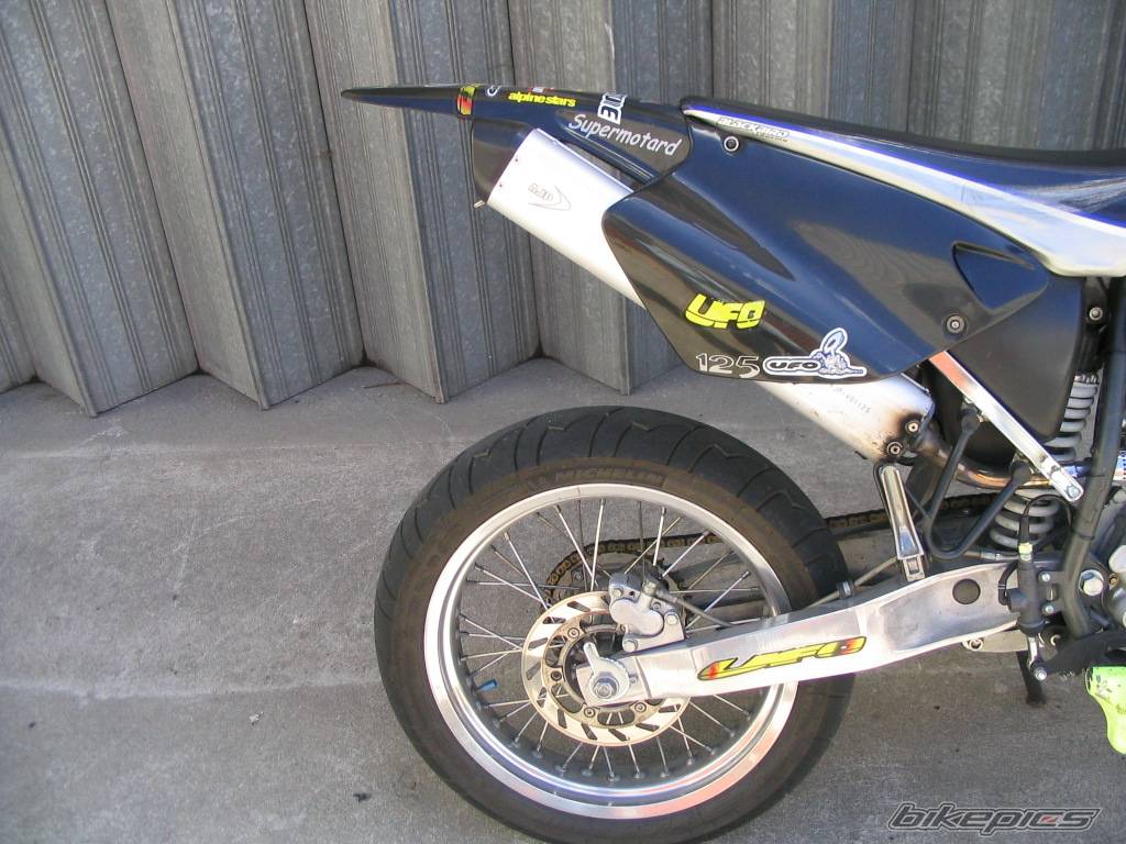 2004 AJP PR4 125 | Picture 401887 motorcycle photo