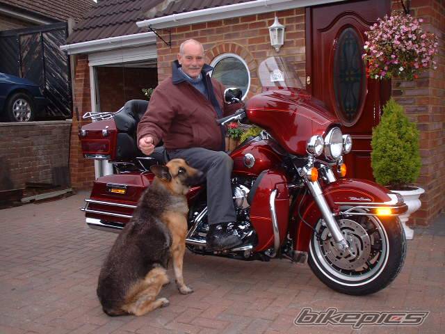 2000 HARLEY DAVIDSON FLHTCUI | Picture 40245 motorcycle photo