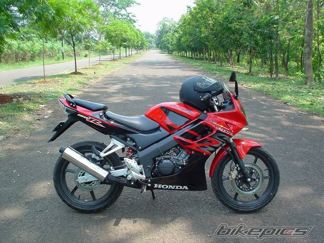 2004 HONDA CBR 150 | Picture 404627 motorcycle photo