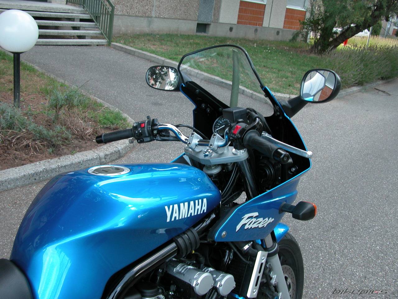2001 YAMAHA FZS 600 FAZER | Picture 405074 motorcycle photo
