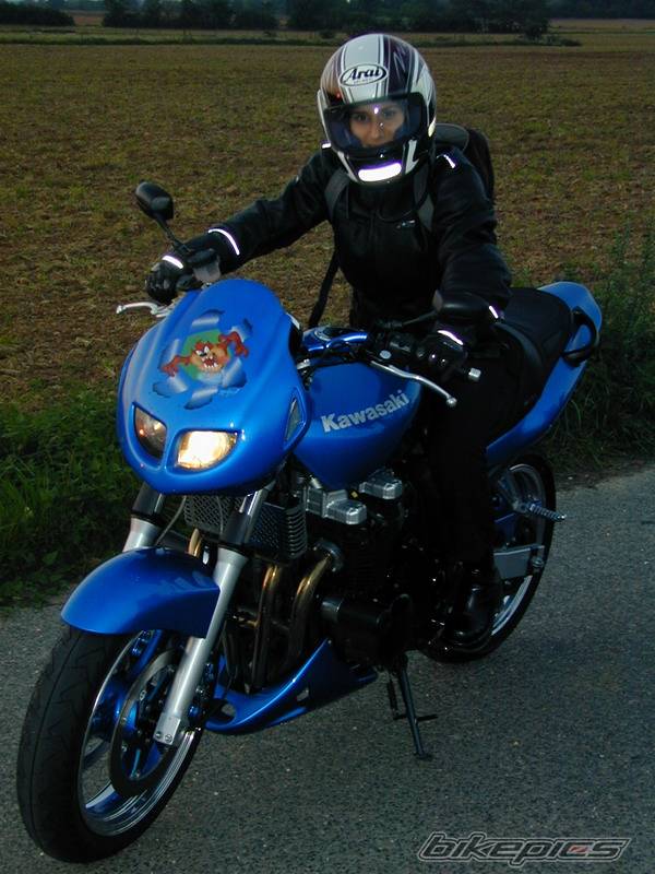 2002 KAWASAKI ZR 7 | Picture 405529 motorcycle photo