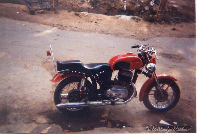1975 YAMAHA RD 350 | Picture 40559 motorcycle photo
