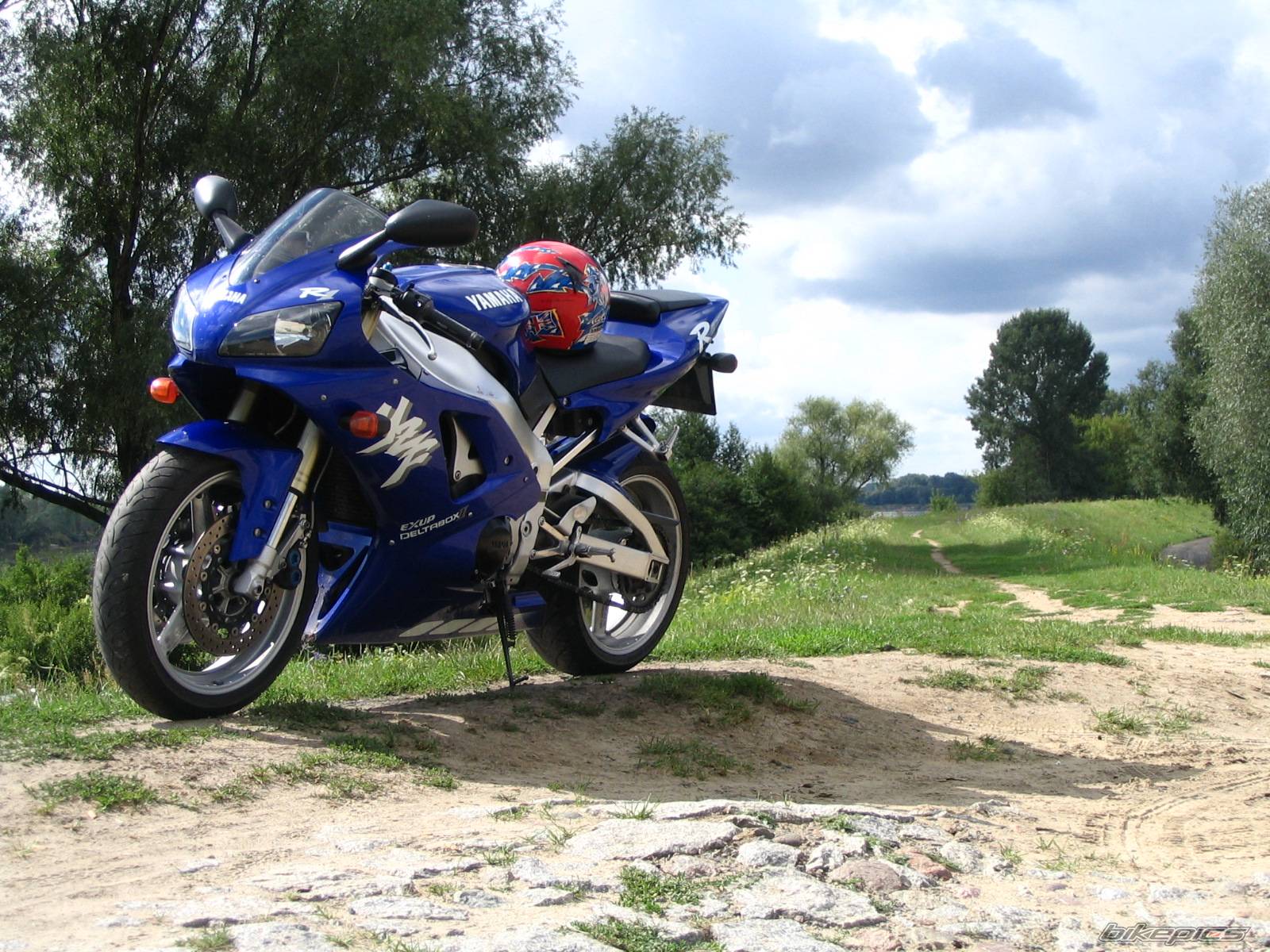 1998 YAMAHA YZF R1 | Picture 406101 motorcycle photo