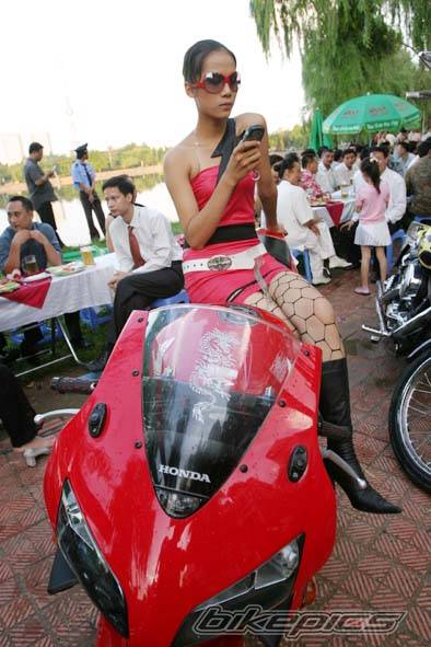 2005 HONDA CBR 900 | Picture 406934 motorcycle photo