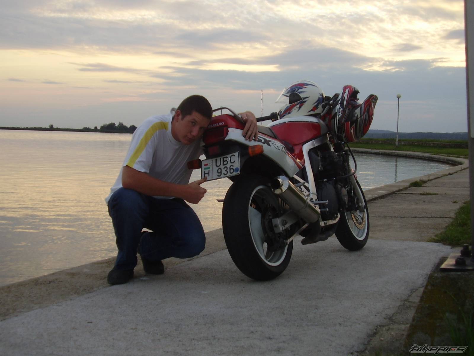 1988 SUZUKI GSX R 750 | Picture 409955 motorcycle photo