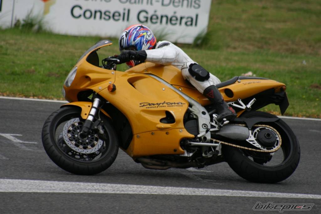 1998 TRIUMPH DAYTONA 955I | Picture 410719 motorcycle photo