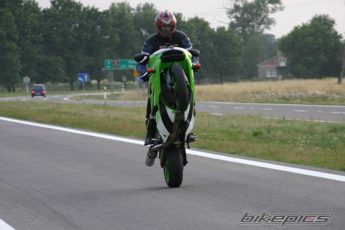 2000 KAWASAKI ZX 6R | Picture 412007 motorcycle photo
