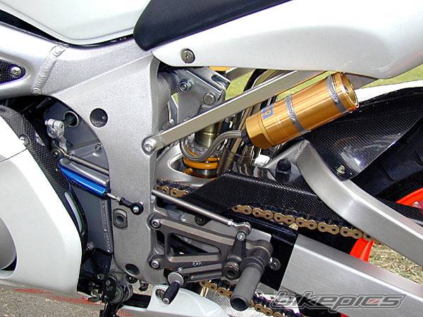 2001 YAMAHA YZF R6 | Picture 4124 motorcycle photo