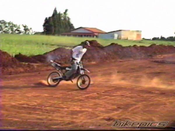 2004 HONDA XR 200 | Picture 412657 motorcycle photo