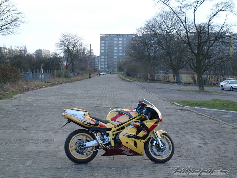 1995 KAWASAKI ZX 7R | Picture 41362 motorcycle photo