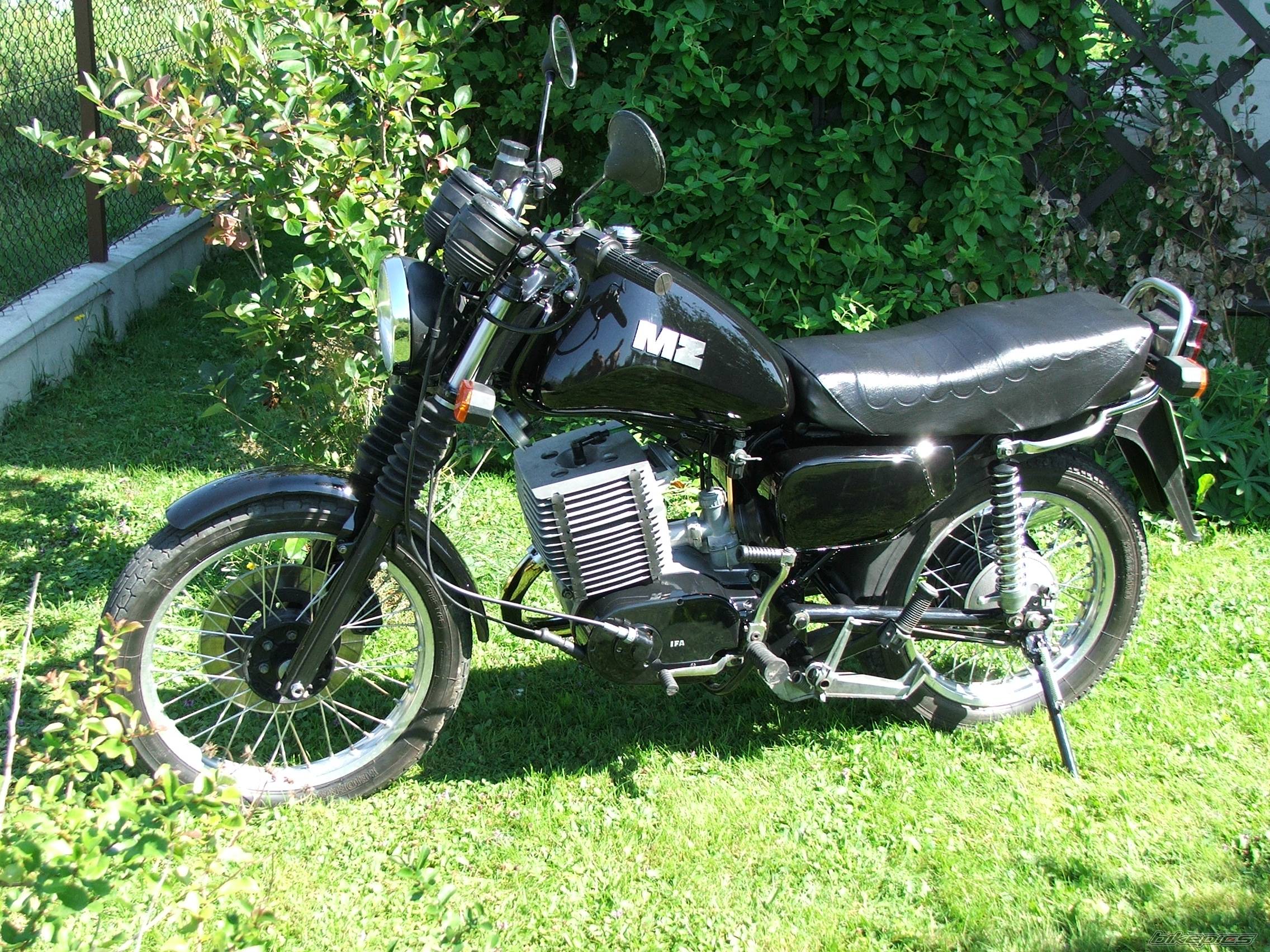 1990 MZ ETZ 251 | Picture 415849 motorcycle photo