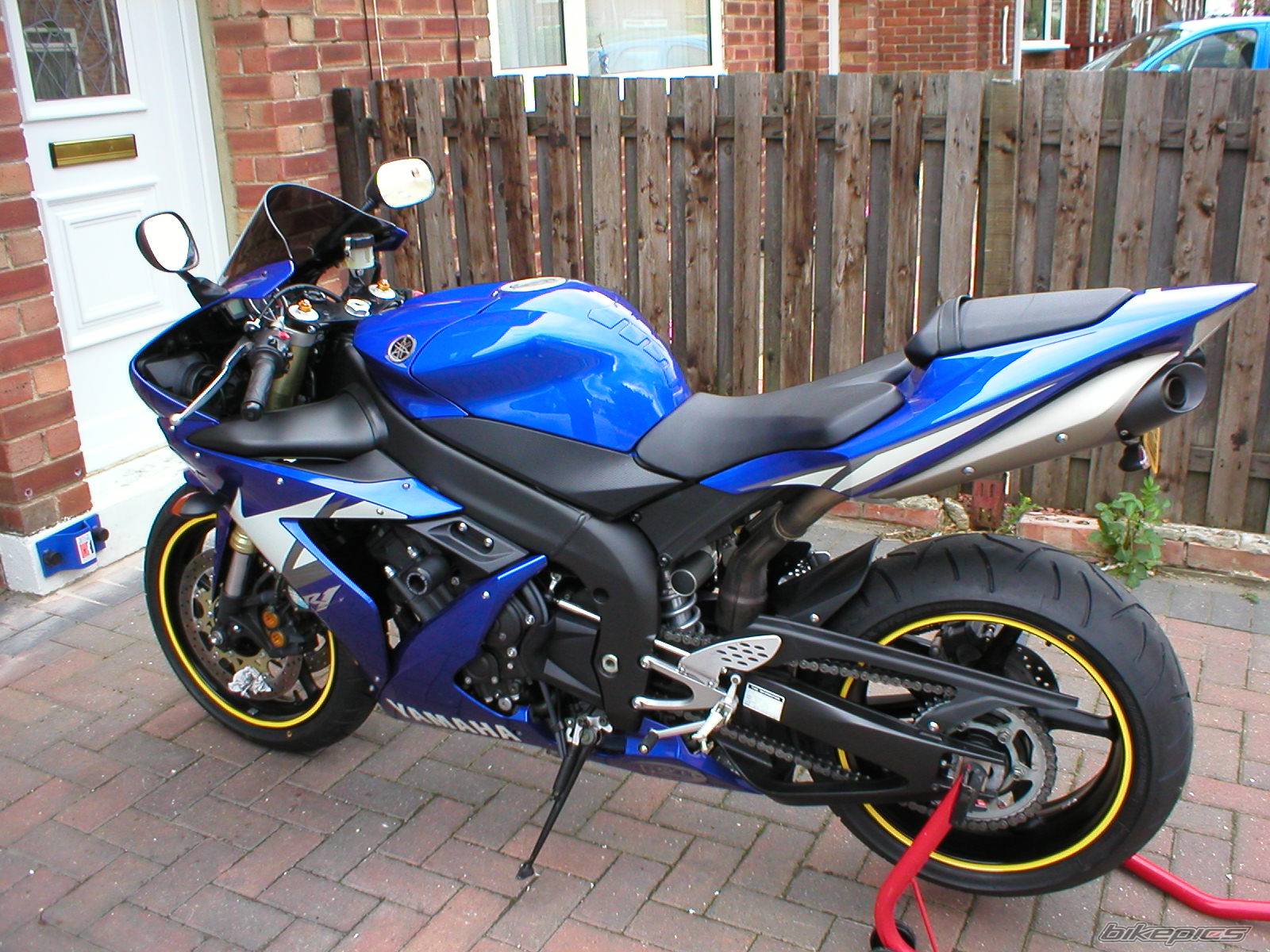 2005 YAMAHA YZF R1 | Picture 416361 motorcycle photo
