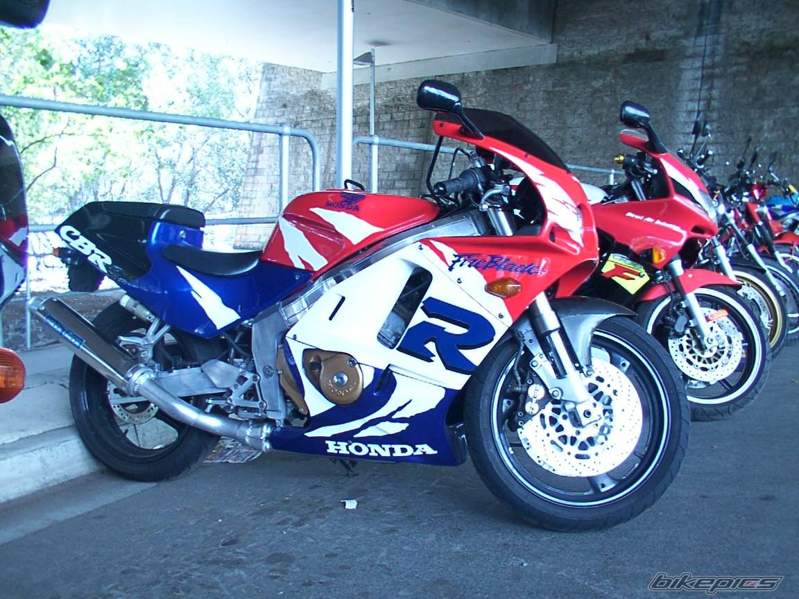 1988 HONDA CBR 250 | Picture 41678 motorcycle photo