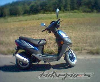 2004 KEEWAY HURRICANE 50 | Picture 419845 motorcycle photo