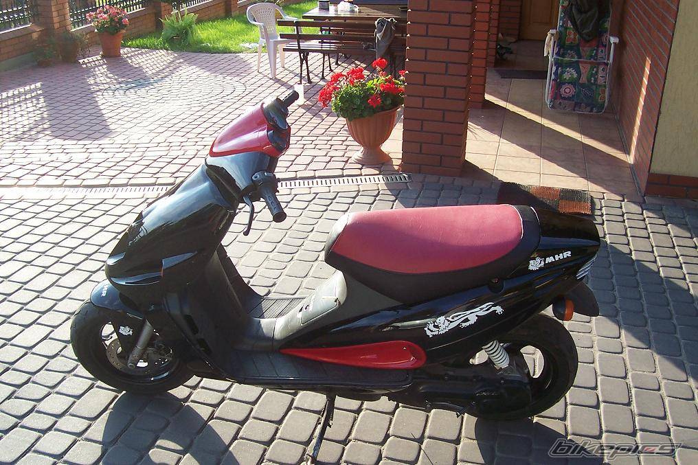 1998 MALAGUTI PHANTOM 50 F12 | Picture 422597 motorcycle photo