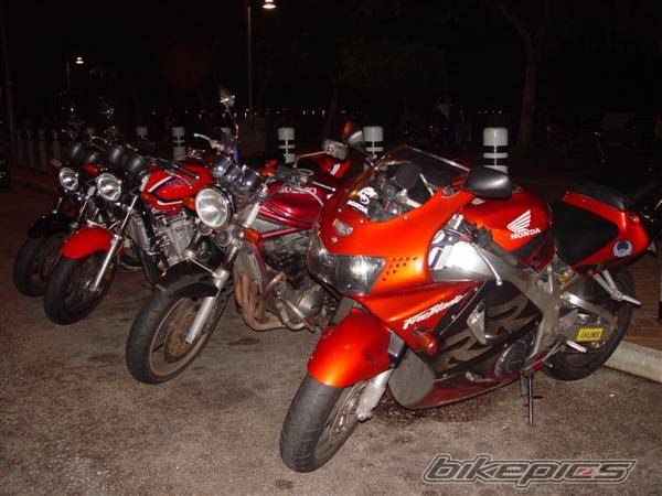 1998 HONDA CBR 900 | Picture 422931 motorcycle photo