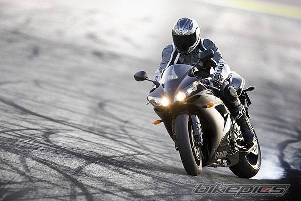 2006 YAMAHA YZF R1 | Picture 423024 motorcycle photo