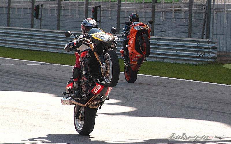 2004 APRILIA RSV MILLE TUONO | Picture 425369 motorcycle photo