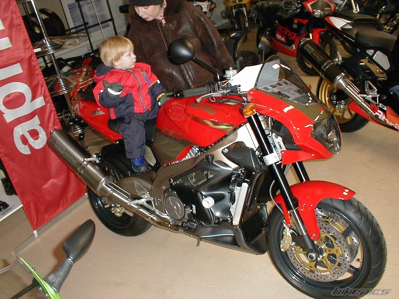 2002 APRILIA RSV 1000R MILLE | Picture 42552 motorcycle photo