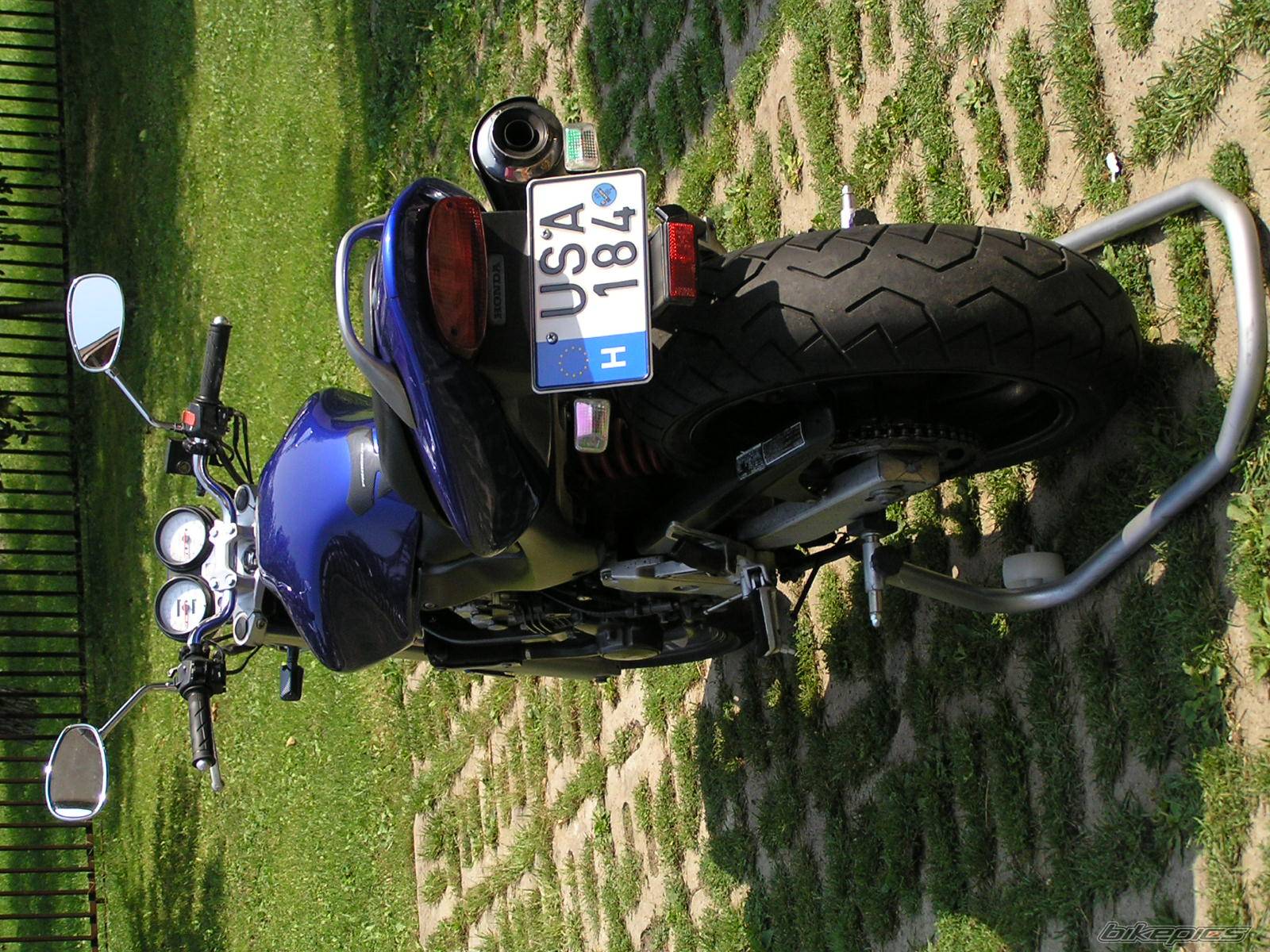 1997 HONDA CB 250 HORNET | Picture 426528 motorcycle photo